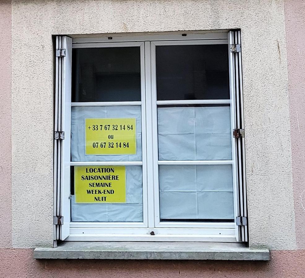 L'établissement LA PLAGE A 2 PAS , vous propose 4 appartements neufs avec services , lits faits à votre arrivée , serviettes de toilette , ménage , Wifi , en hyper centre , Vue mer à 50m , tout est accessible à pied Dieppe Esterno foto