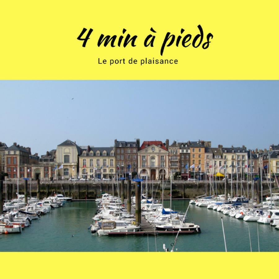 L'établissement LA PLAGE A 2 PAS , vous propose 4 appartements neufs avec services , lits faits à votre arrivée , serviettes de toilette , ménage , Wifi , en hyper centre , Vue mer à 50m , tout est accessible à pied Dieppe Esterno foto