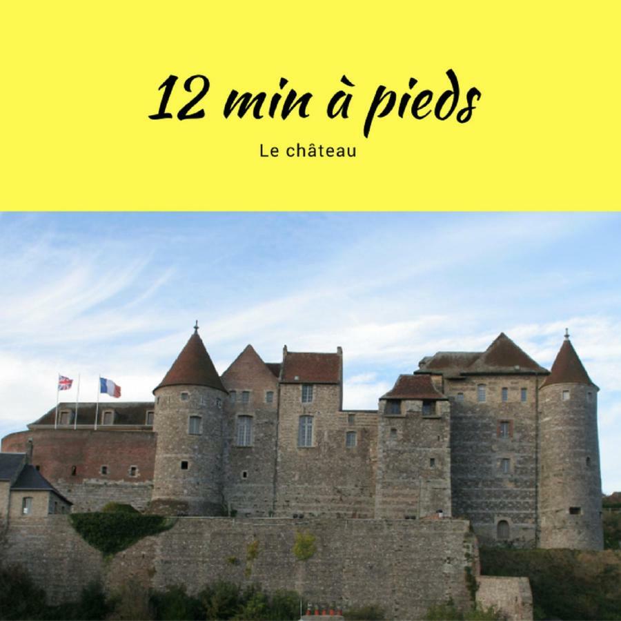 L'établissement LA PLAGE A 2 PAS , vous propose 4 appartements neufs avec services , lits faits à votre arrivée , serviettes de toilette , ménage , Wifi , en hyper centre , Vue mer à 50m , tout est accessible à pied Dieppe Esterno foto
