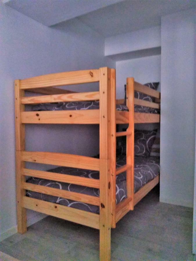 L'établissement LA PLAGE A 2 PAS , vous propose 4 appartements neufs avec services , lits faits à votre arrivée , serviettes de toilette , ménage , Wifi , en hyper centre , Vue mer à 50m , tout est accessible à pied Dieppe Esterno foto